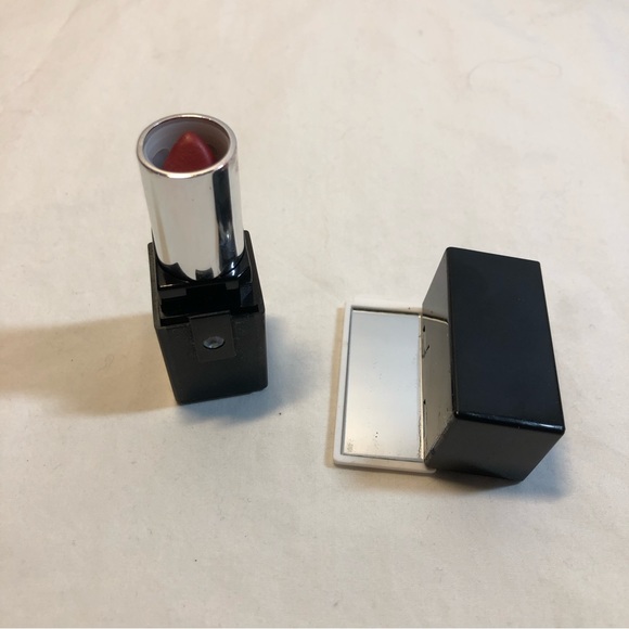 Rare Betty Boop Lipstick Classic Red Cabaret Case With Mirror Vintage 2006 New - Picture 6 of 10